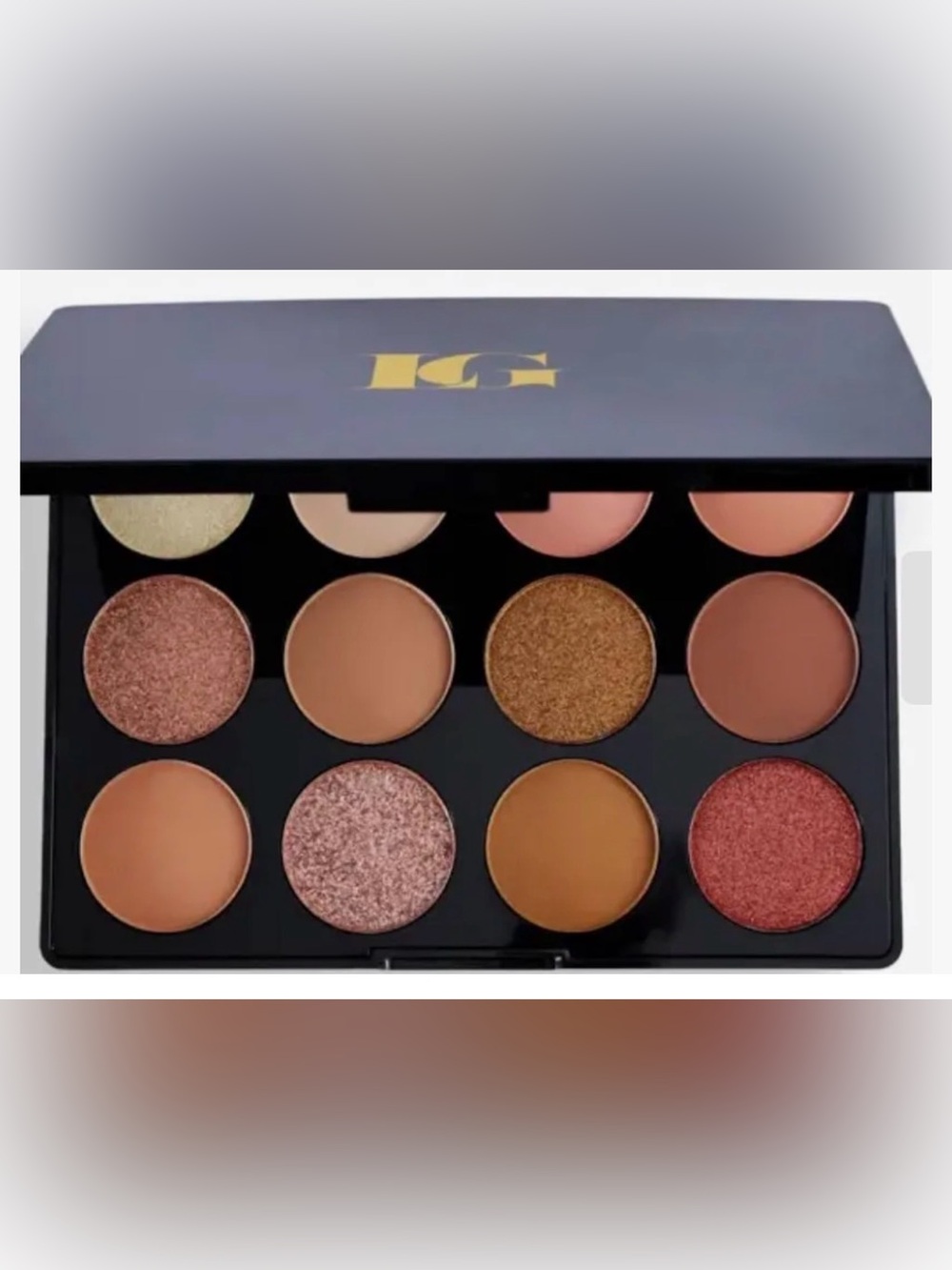 LG PINKING OF YOU Eye shadow pallet
